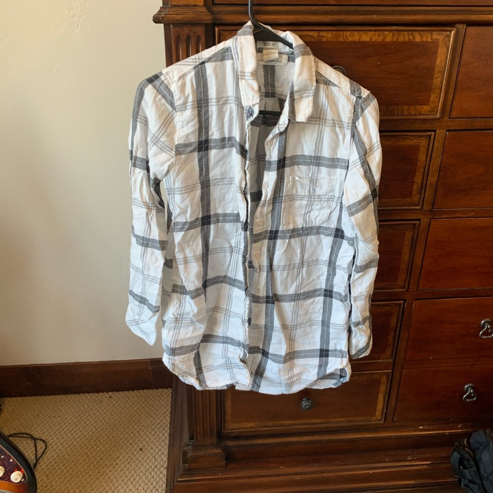 White plaid button down top